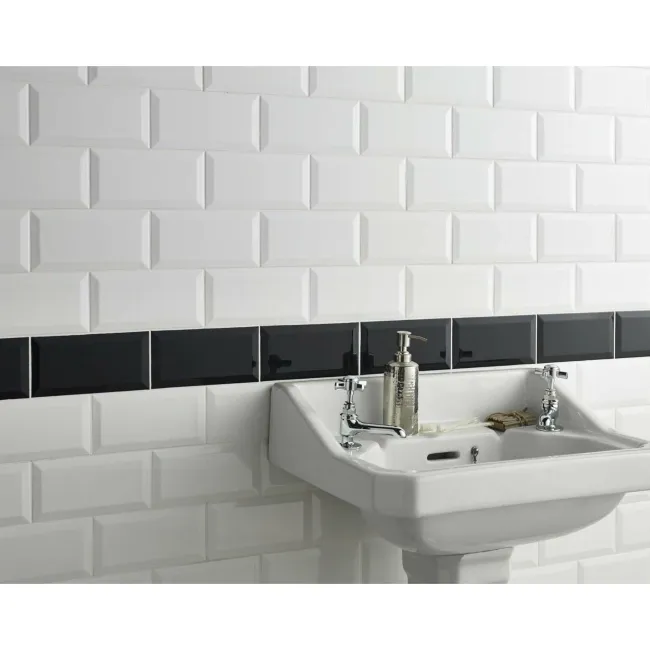Metro White Ceramic Wall Tile 20x10cm