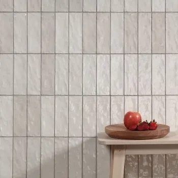 Riad White Brick Effect Gloss Ceramic Wall Tile 20x6.5cm